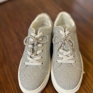 Steve Madden Girls Sparkling Silver Sneakers - Never Worn